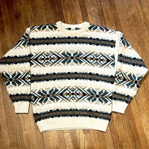 Vtg Knights Of The Round Table Knitted Sweater